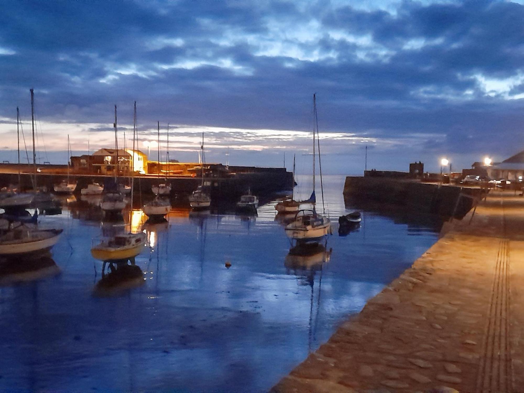 The Snug Villa Aberaeron Kültér fotó